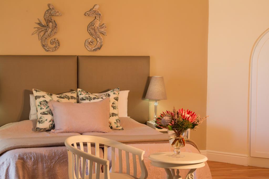 Milkwood Manor On Sea Bed & Breakfast Plettenberg Bay Exterior foto