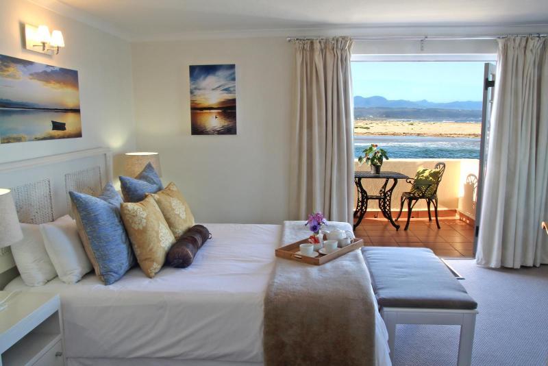 Milkwood Manor On Sea Bed & Breakfast Plettenberg Bay Exterior foto